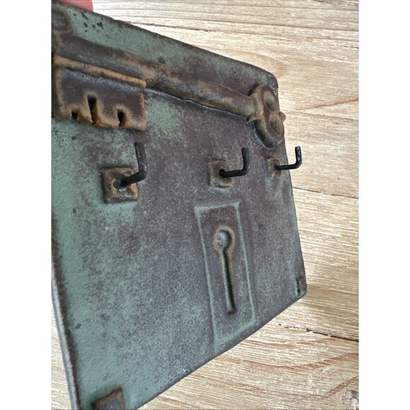 Segovia Spain Handmade Ceramic Wall Key Holder 3 Hooks - Antique Rim Lock Style - Picture 3 of 10